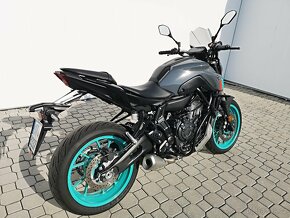 Yamaha MT07 r.v.07/2022, 1.majitel,35kW ŘP A2,pouze 5.144 km - 3