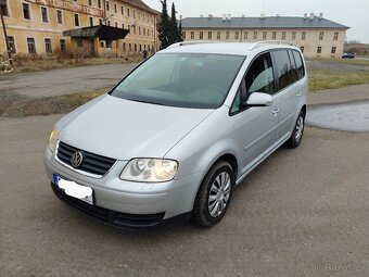 PRODÁM KRÁSNÝ VŮZ VOLKSWAGEN TOURAN 2.0 TDI - 3