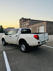 Mitsubishi L200 double-cab 2009 CZ původ - 3