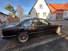 BMW E34 525i, Manuál - 3