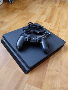 PS 4 Slim (500 GB) - 3