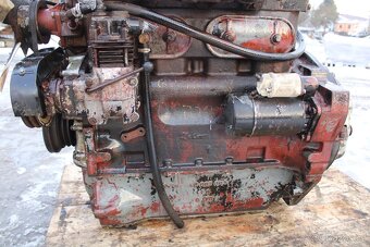 Zetor 8011 8045 motor na opravu - 3