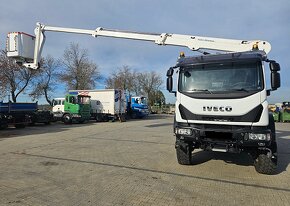 Iveco Eurocargo 150.280 4x4 - izolovaná hydraulická pošina - 3