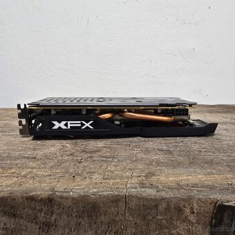 AMD Radeon RX 570 8GB XFX - 3