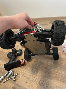 RC Auto 4x4 nitro - 3