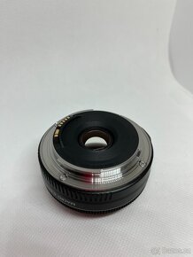 Canon EF 40mm f/2.8 STM - pancake - 3