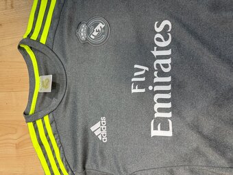 Dres Ronaldo - 3