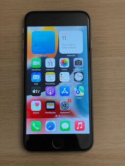 iPhone 6s 32 GB black - 3