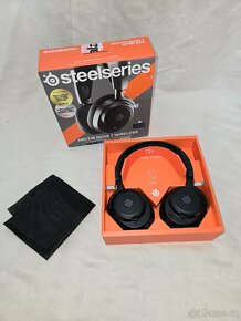 Bezdrátové herní sluchátka SteelSeries Arctis Nova 7 - 3