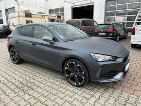 Cupra Leon e-hybrid 1,4TSI 180kw,LED,KESSY,DCC,MATT - 3