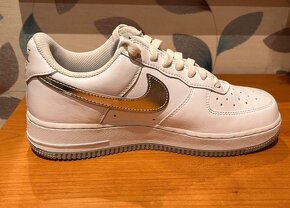 Nike Air Force 1 Low color of  theMontWhite Metallic Silver - 3