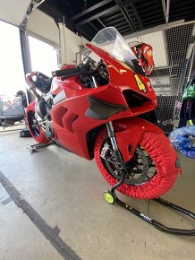 Kapoty  a výfuk Ducati panigale v4 - 3