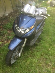 Piaggio Beverly 200 - 3