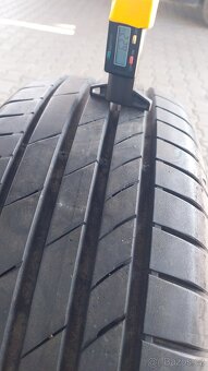 Prodám 2 x letní Kumho 205/60/16 - 3