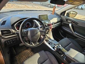 Mitsubishi Eclipse Cross - 3