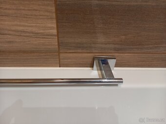 Grohe Essentials Cube Držák na ručníky 60 cm (40509001) - 3