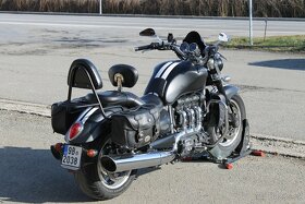 Triumph Rocket III Roadster 2015 - 3