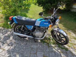 Yamaha XS 400 - 3