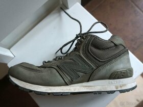 Pánské tenisky New Balance 574 v.41/42 v barvě khaki - 3