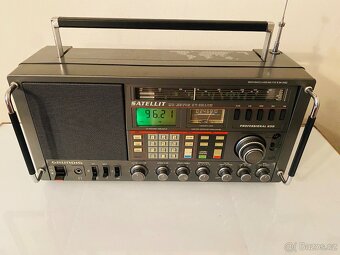 World radio Grundig Satellit Profesional 650, rok 1986 - 3