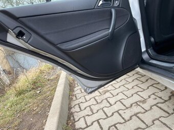 Prodám Mercedes C200 Top bez koroze - 3