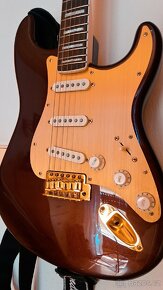 Fender Squier 40th anniversary stratocaster 2022 - 3