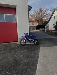 Yamaha Yz 85 na velkých kolech - 3