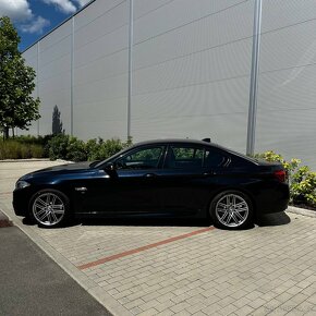 BMW F10 520d XD // 2 máj. 143 tis km - 3