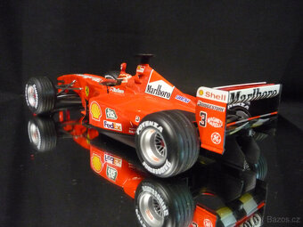 Ferrari F2000 Schumacher F1 Formule Hot Wheels 1/18 - 3