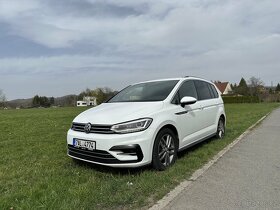 Volkswagen Touran 2019 R-Line - 3