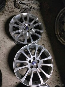 4ks alu disky orig. Volvo 5x108 R18 - 3