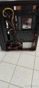 PC s Intel Xeon, NVIDIA GTX 1650 ultra a 16 GB RAM s RGB - 3