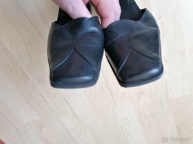 Dámské kožené sandálky Baťa, vel. 40 - 3
