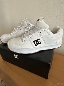 DC Shoes - 3