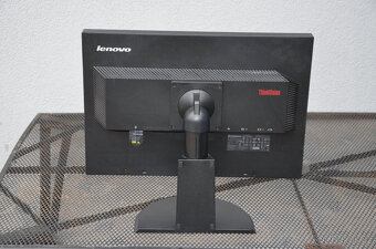 Lenovo ThinkVision LT2252p - LED LCD 22 - 3