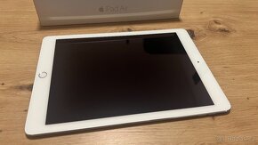 Apple iPad Air 2 128GB, příslušenství, 2400Kč - 3