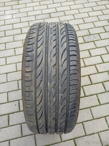 235/45/18 kusovka Pirelli P Zero Nero - 3