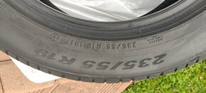 Prodám nové letní pneu Pirelli 235/55/R19 101T - 3