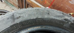 2x zimní pneu Nokian 185/60R15 - 3