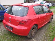 Prodám díly na Peugeot 307 2.0 R,V,2002 - 3