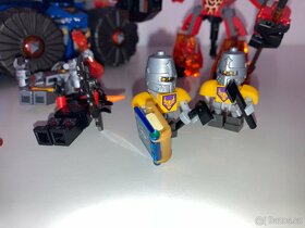 LEGO NEXO KNIGHTS 70322 AXLŮV VĚŽOVÝ TRANSPORTÉR - 3