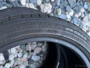 215/40 R17 - 3