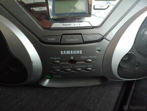 Boombox Samsung RCD-S50 Y - 3