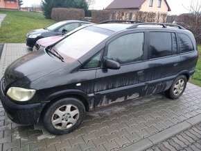 Opel Zafira 1.8 - 3