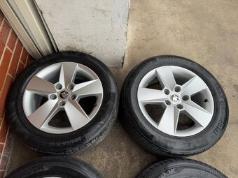 Alu 16" 5x112, orig. škoda Ilias , letní pneu 80%, O3 - 3