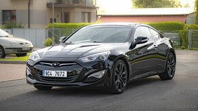 Hyundai Genesis Coupe - 3