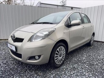 Toyota Yaris 1,0 VVT-i,51kW,Dream,2.maj.,ČR - 3