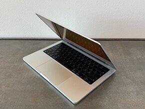 MacBook Pro 14" 2021 M1 Pro Silver / 500GB / 16GB - 3