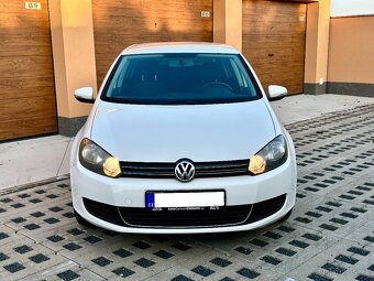 VW Golf 6 1.4i 59kw, Trendline, 2012, CZ původ, 2x pneu - 3