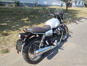 Guzzi V7 III Special 850 ABS - 3